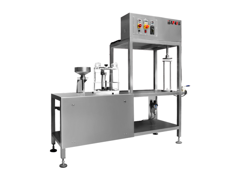 VACUUM FILTRATION, STIRRING AND FILLING INTEGRATED MACHINE
